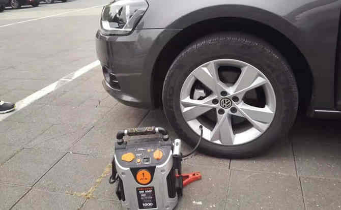 双桥区汽车搭电案例