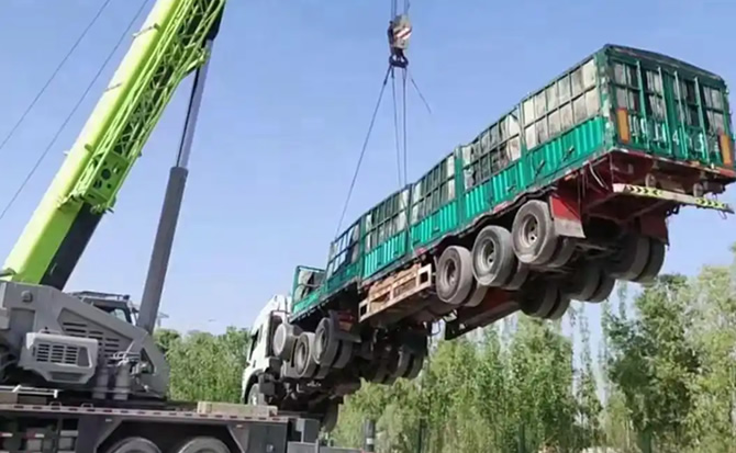 双桥区道路脱困救援案例